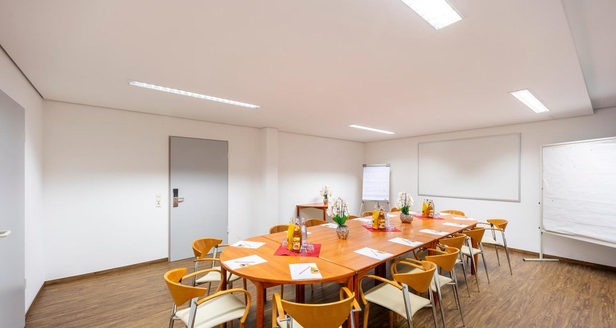Plaza Inn Braunschweig City Sued Екстер'єр фото