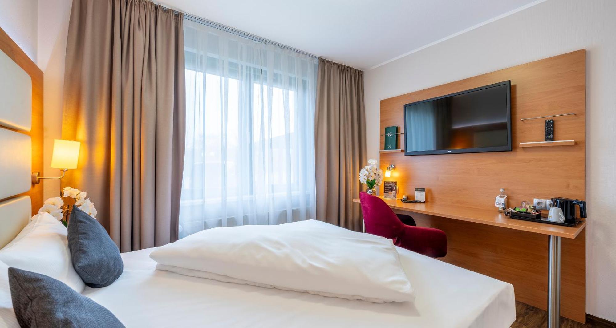 Plaza Inn Braunschweig City Sued Екстер'єр фото