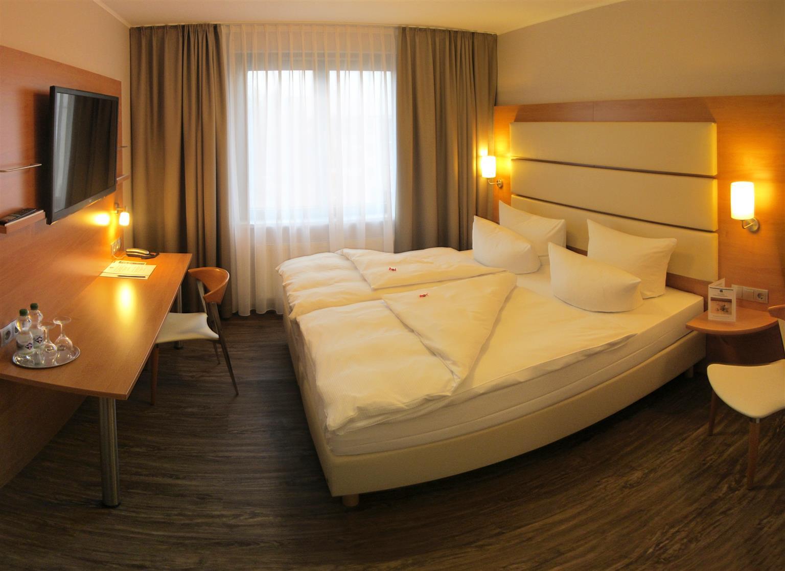 Plaza Inn Braunschweig City Sued Екстер'єр фото